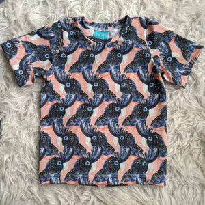Size 3 black cockatoos tshirt
