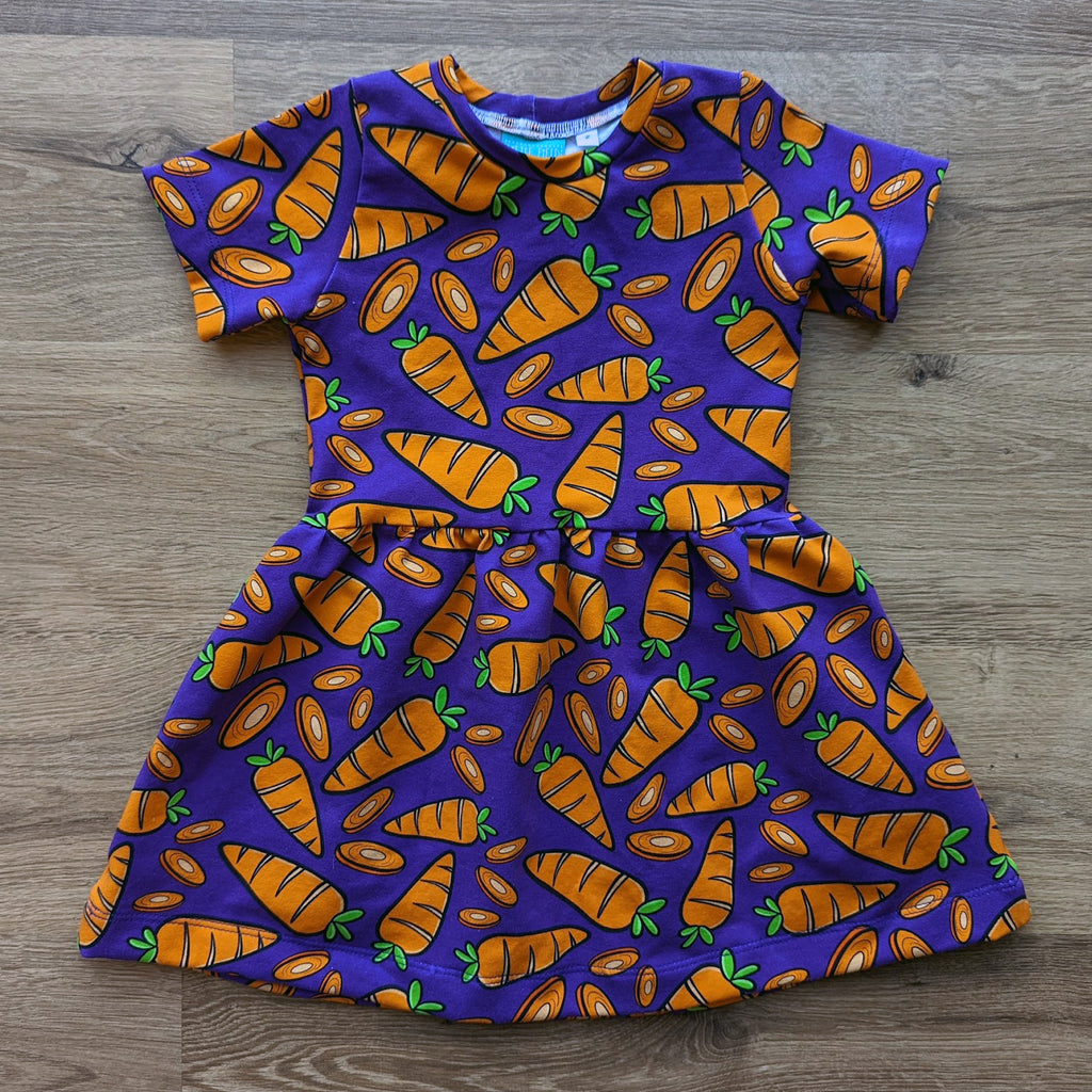 SIZE 2 Carrots gathered waist dress