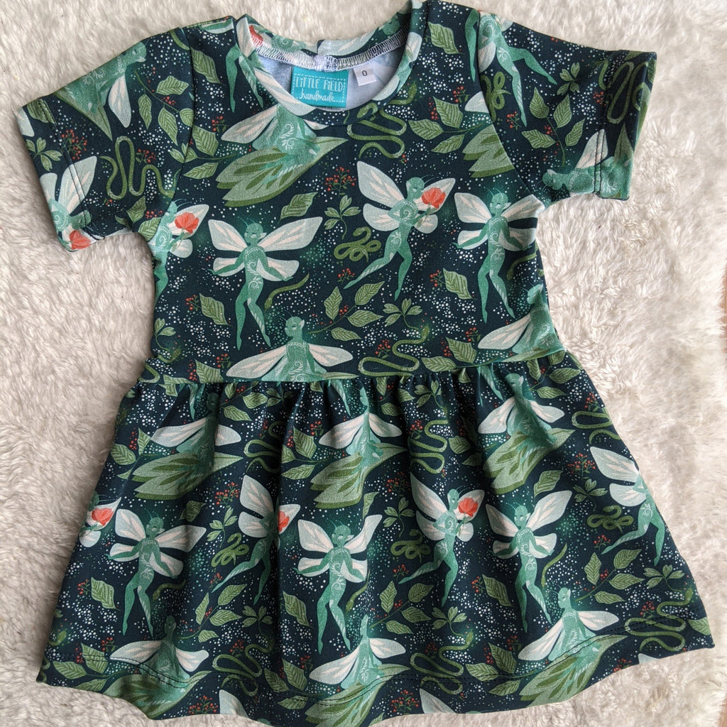 SIZE 0 Garden fairy gathered waist dress