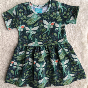 SIZE 0 Garden fairy gathered waist dress