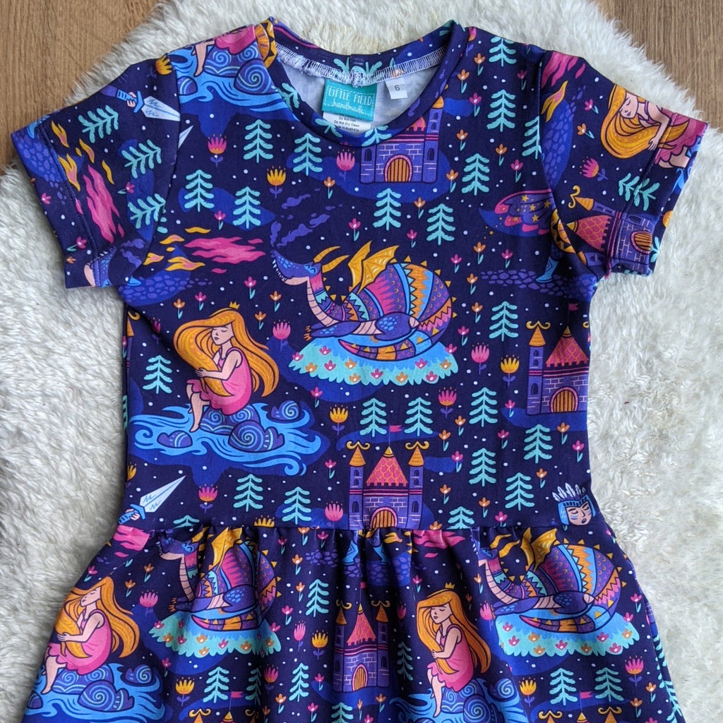 SIZE 6 Princess dragons gathered waist dress