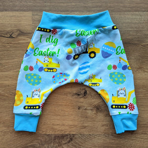 SIZE 000 Digger bunnies harem pants
