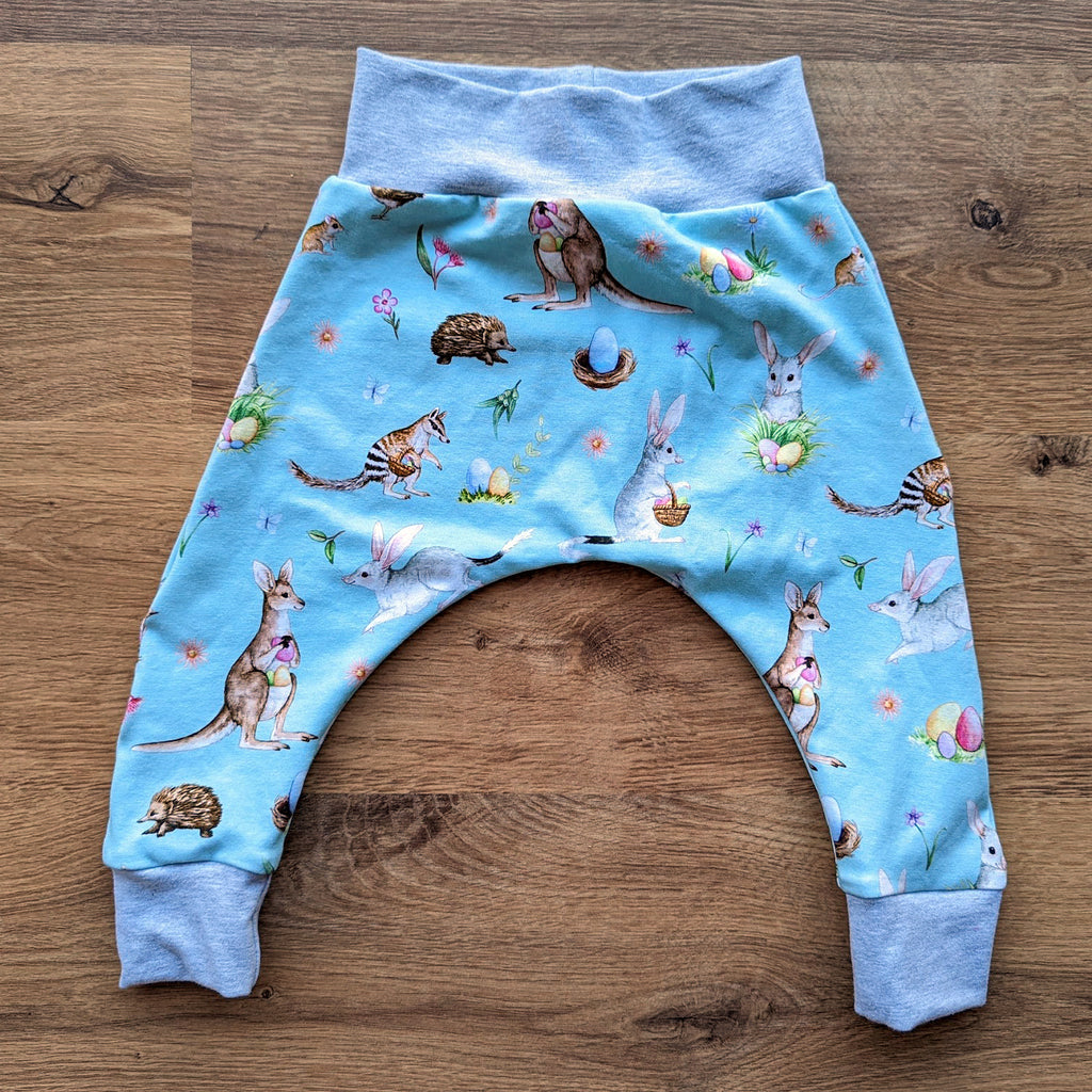 SIZE 0 Native Easter animals harem pants