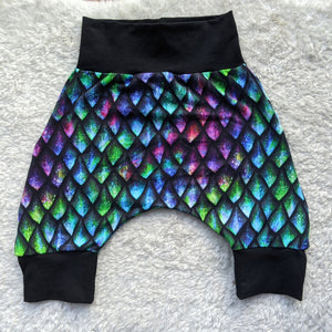 SIZE 3 Dragon scales harem shorts