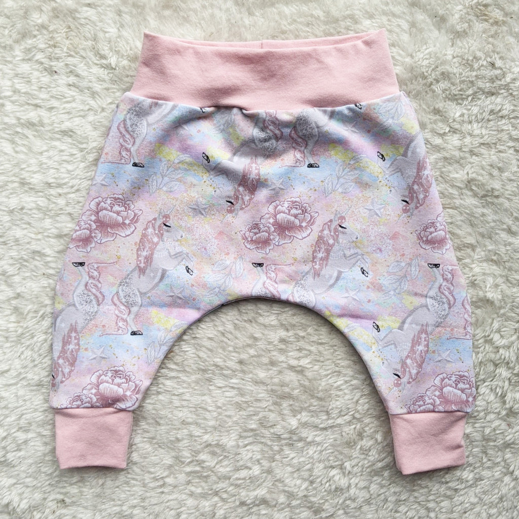 SIZE 000 Floral unicorn harem pants