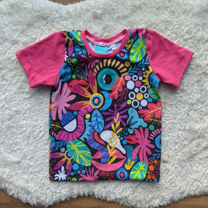 Size 2 Dreamer Kasey Rainbow tshirt