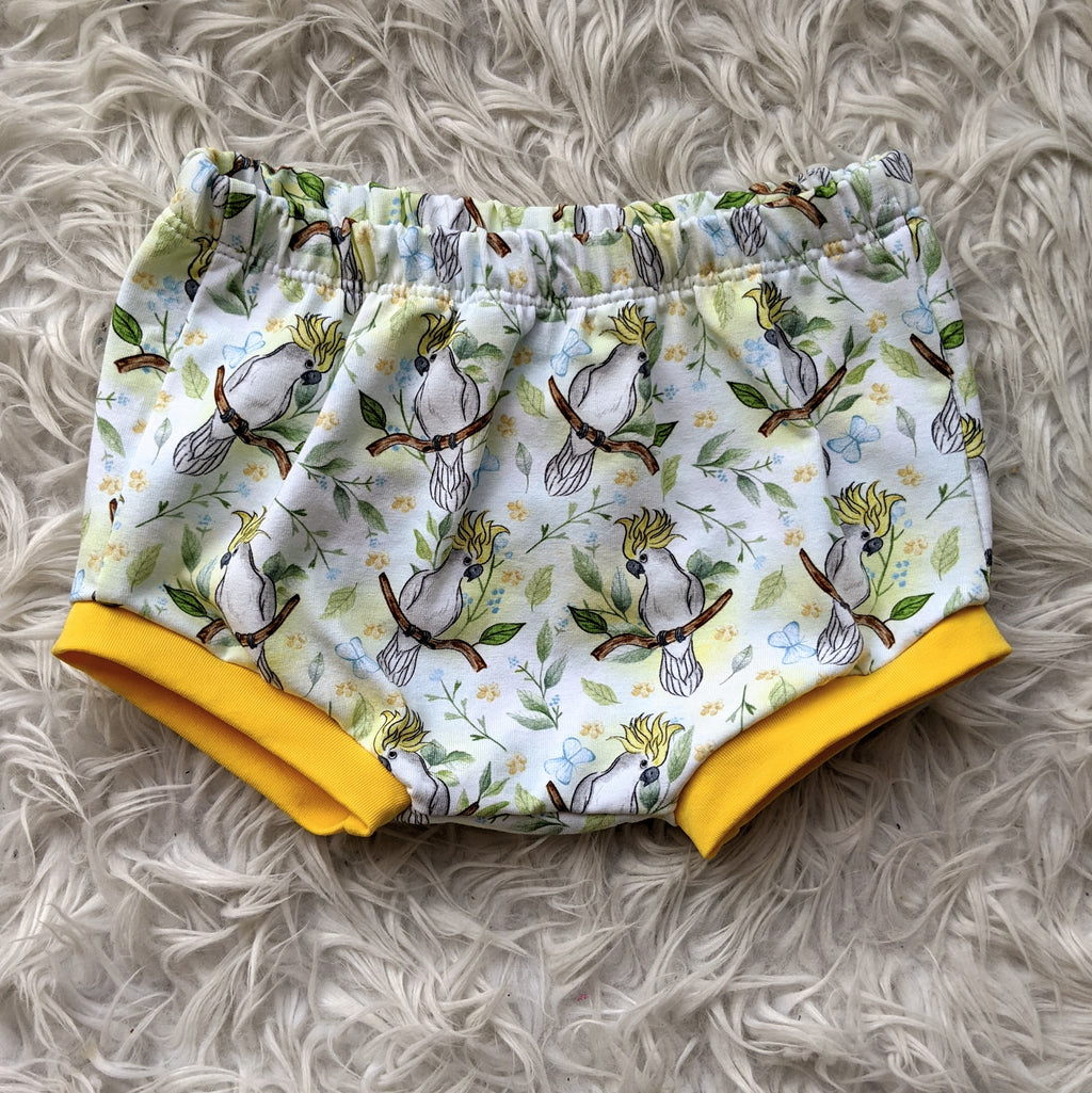 Size 0 cockatoos & butterflies bummies
