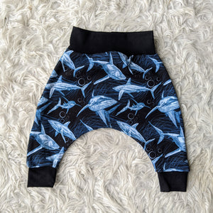Size 0 Sketchy sharks harem pants