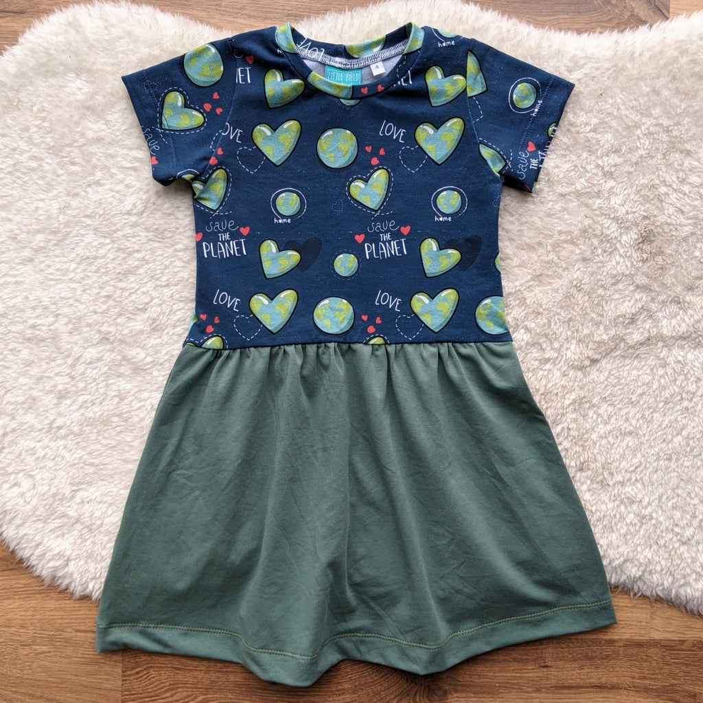 Size 4 save the planet gathered waist dress