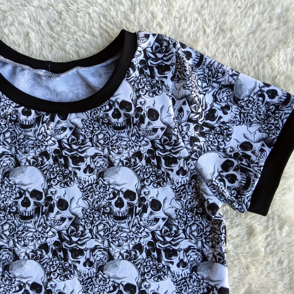 Size 6-9 Grow With Me Succulent skulls tshirt