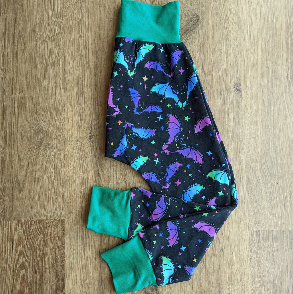 SIZE 3 Neon bats harem pants