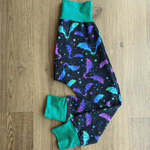 SIZE 3 Neon bats harem pants