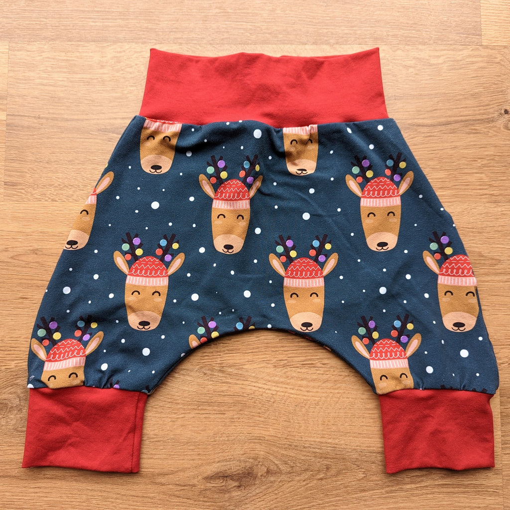 SIZE 3 Reindeer harem shorts