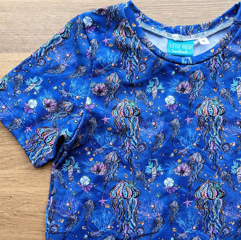 SIZE 6 Glittery jellyfish blue tshirt