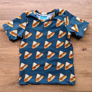 SIZE 3 Sausage sizzle tshirt