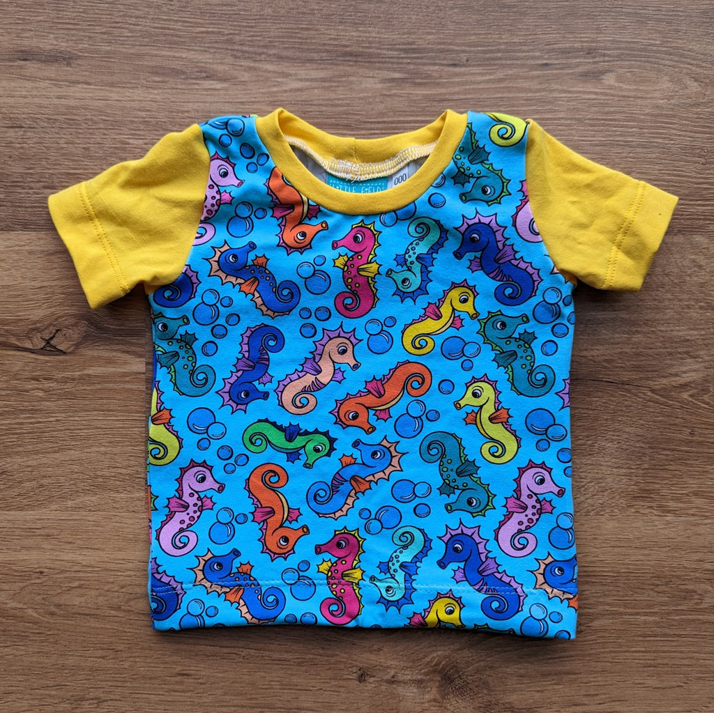 SIZE 000 Kasey Rainbow Seahorses tshirt