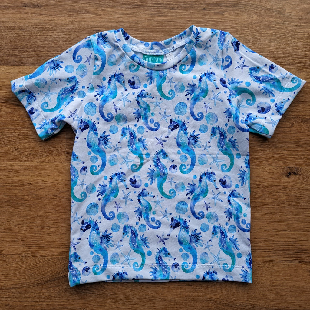 SIZE 3 Watercolour seahorses tshirt