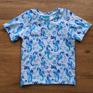 SIZE 3 Watercolour seahorses tshirt