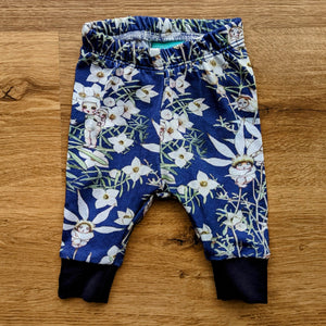 SIZE 0000 May Gibbs navy leggings