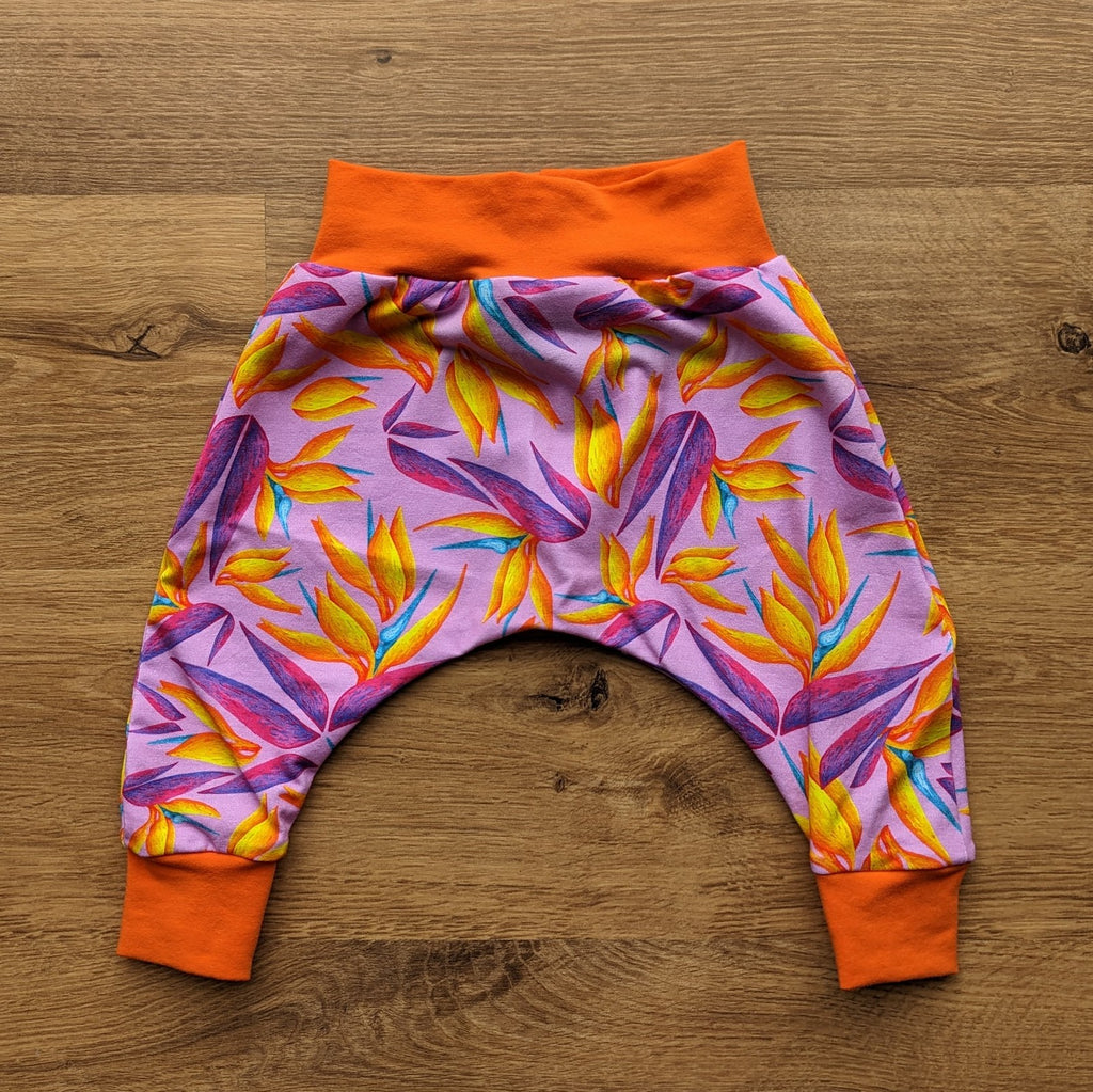 SIZE 00 Kasey Rainbow Paradise birds purple harem pants