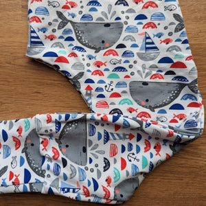 SIZE 4 Nautical whales harem pants