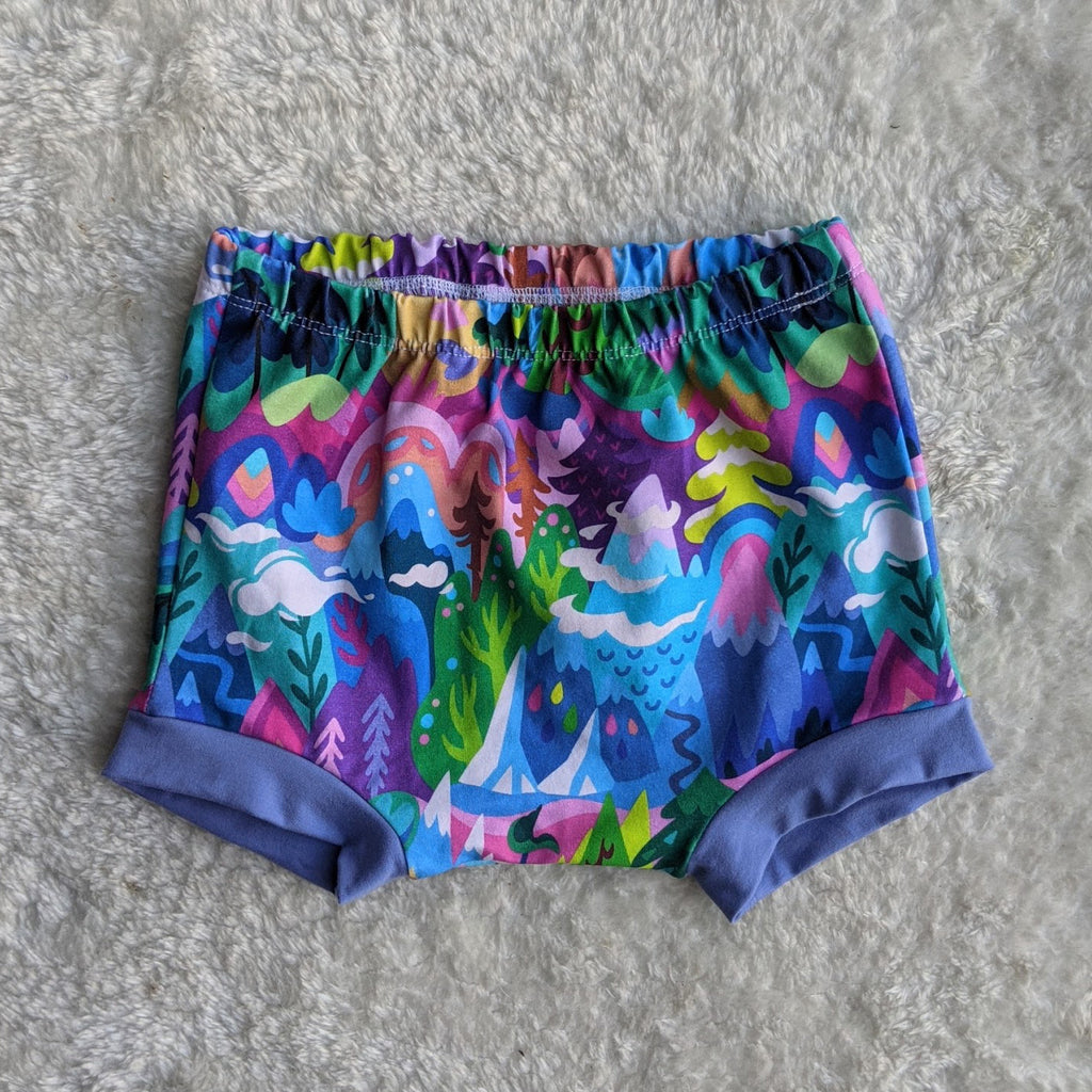 Size 4 Rainbow mountain bummies