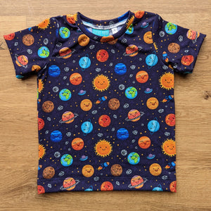 SIZE 1 Cute planets tshirt