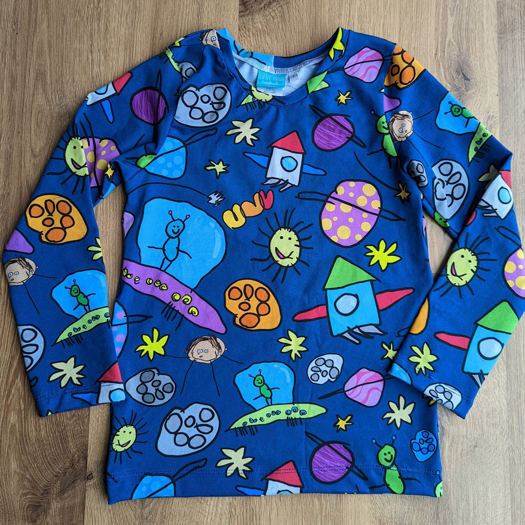 SIZE 7 Kasey Rainbow Darcy Space long sleeve tshirt