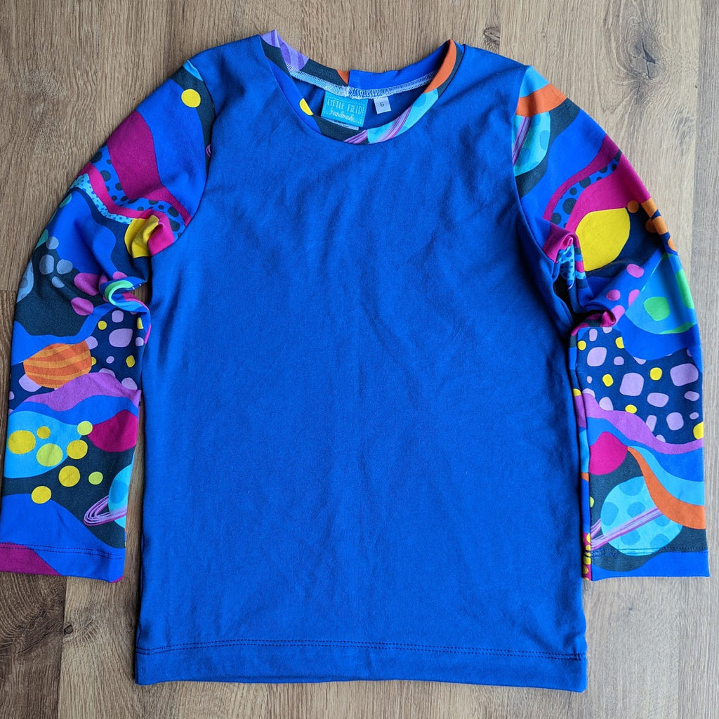 SIZE 6 Kasey Rainbow Major Tom long sleeve tshirt