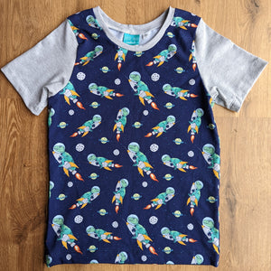 SIZE 7 Space rocket Trex tshirt