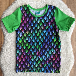 SIZE 6 Dragon scales tshirt