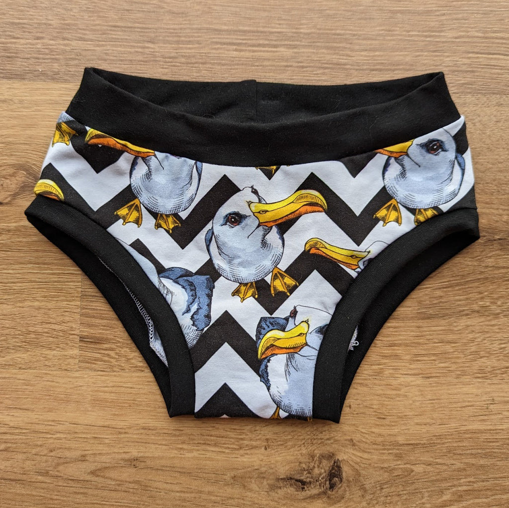 SIZE 4 Chevron seagulls undies