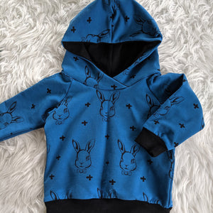 SIZE 0 Blue bunnies hoodie